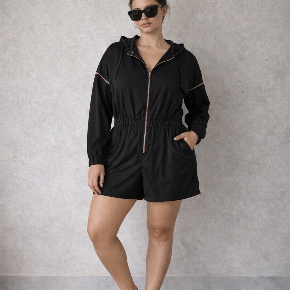 Lime & Vine Black Hooded Romper Zip Front Athleisure‎ Minimalist Chic XS